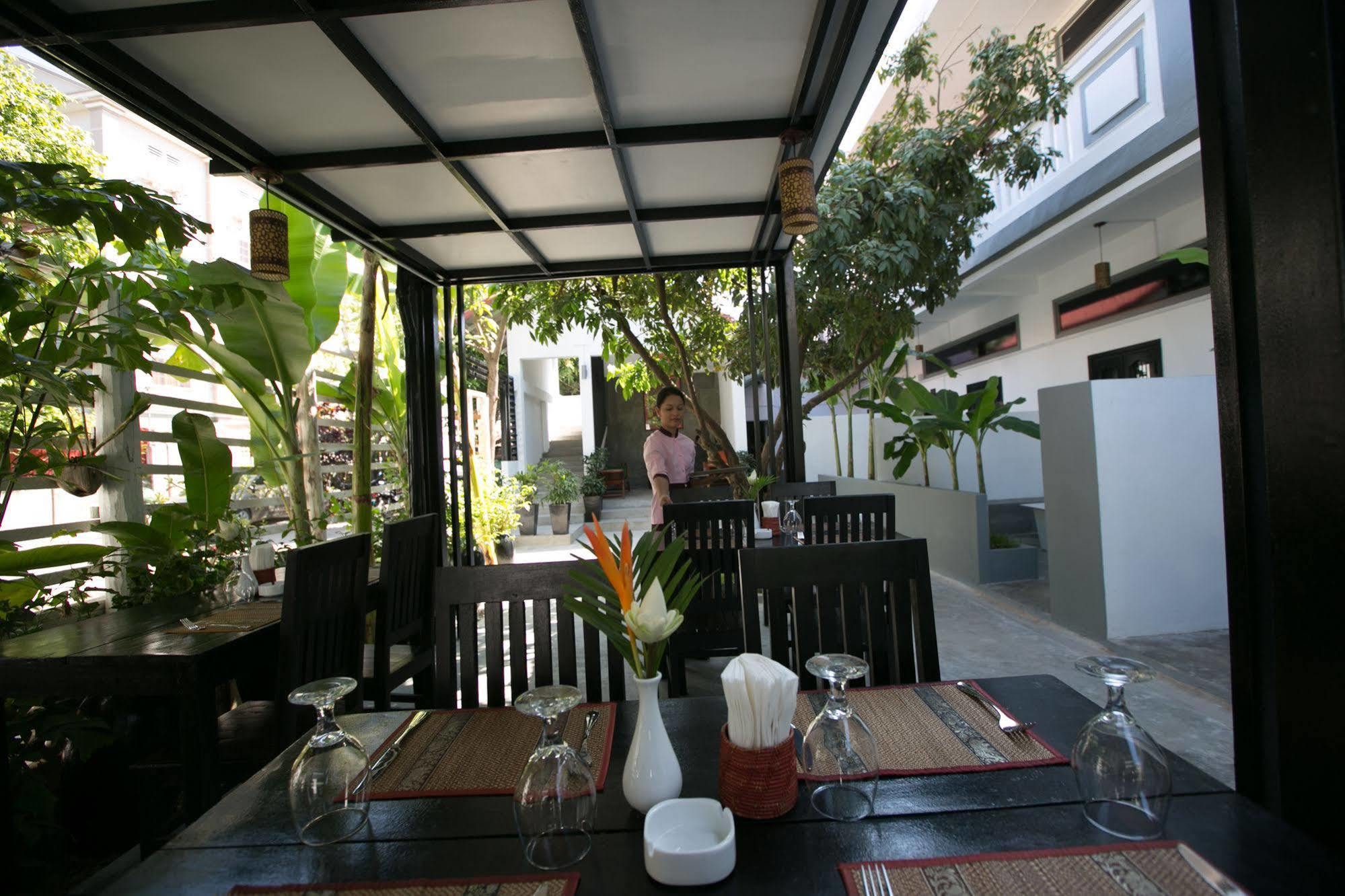K.K Inn Siem Reap Buitenkant foto